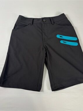 Lululemon Men’s Cadence Shorts Size 30 Black Blue Zip Pockets